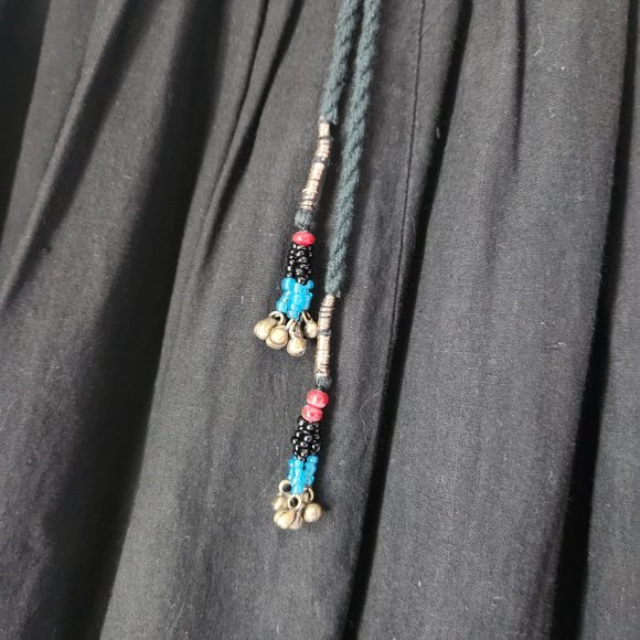 Vintage Raiment Fashions Embroidered A-Line Skirt Elastic Waist Pocket Black - Picture 6 of 10